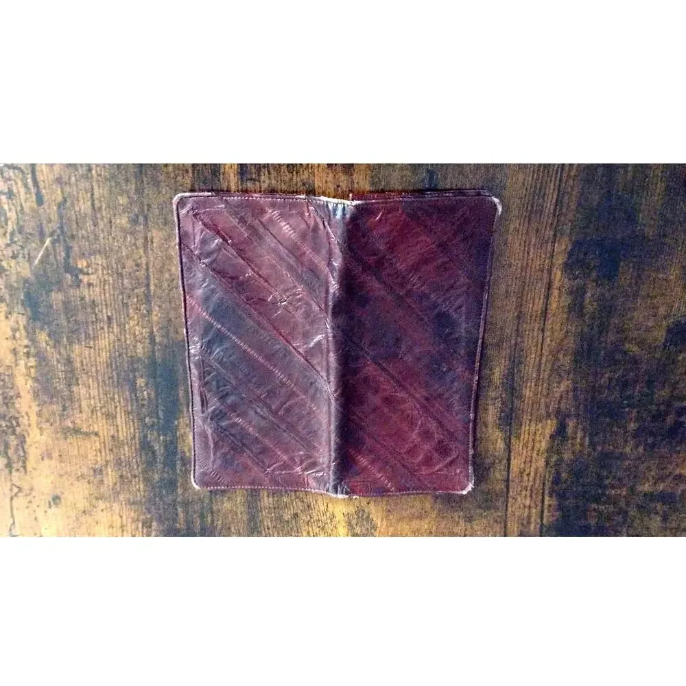 Joli Vintage Genuine Eel Skin Leather of the Sea Bifold Wallet Rich Burgundy Red